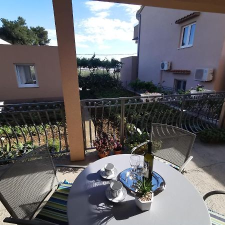Apartment Ana Kastel Sucurac Экстерьер фото