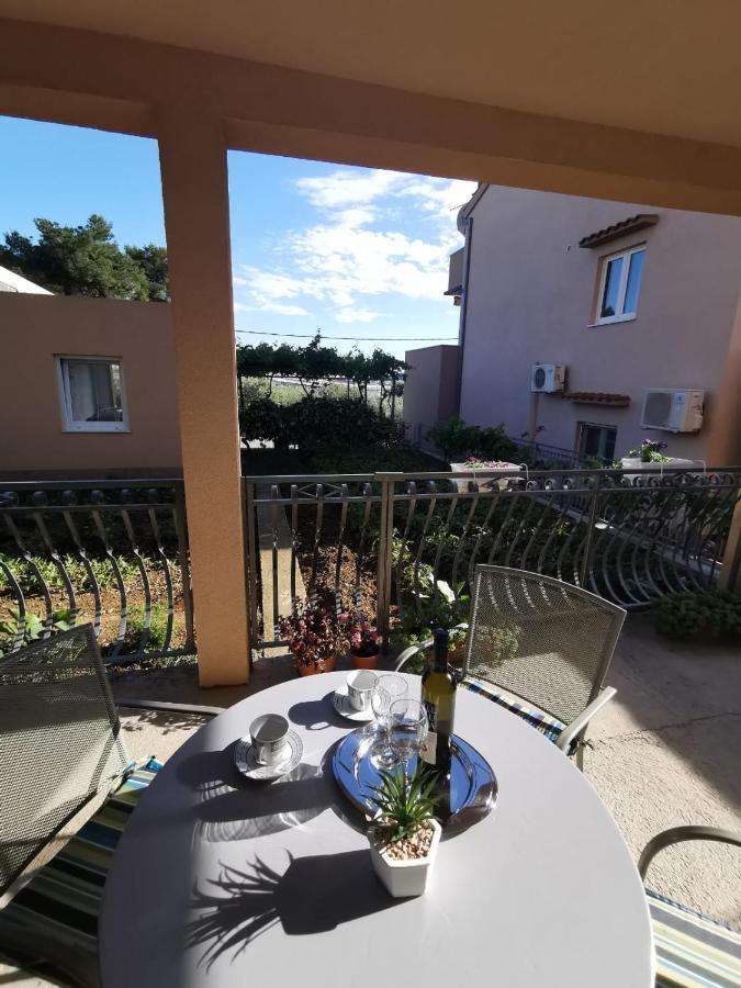 Apartment Ana Kastel Sucurac Экстерьер фото