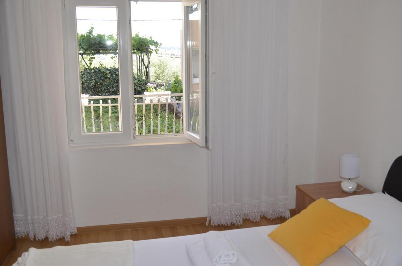 Apartment Ana Kastel Sucurac Экстерьер фото